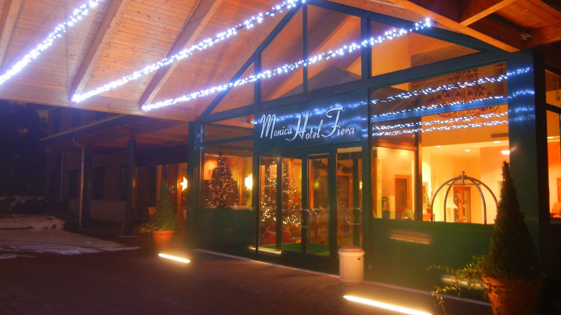 Monica Hotel Fiera Pregnana Milanese 4*,  Italia