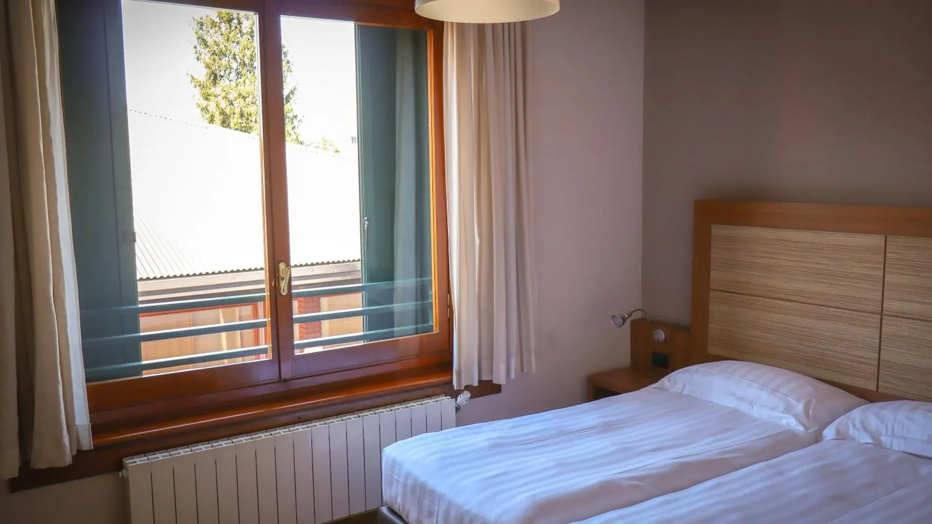 Monica Hotel Fiera Pregnana Milanese