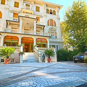 Il Giardino Di Albaro 3*, Genua Italië