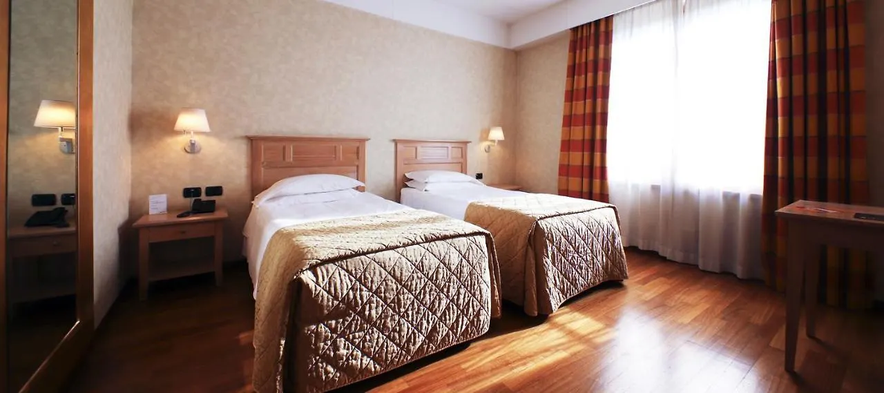 Monica Hotel Fiera Pregnana Milanese Italy