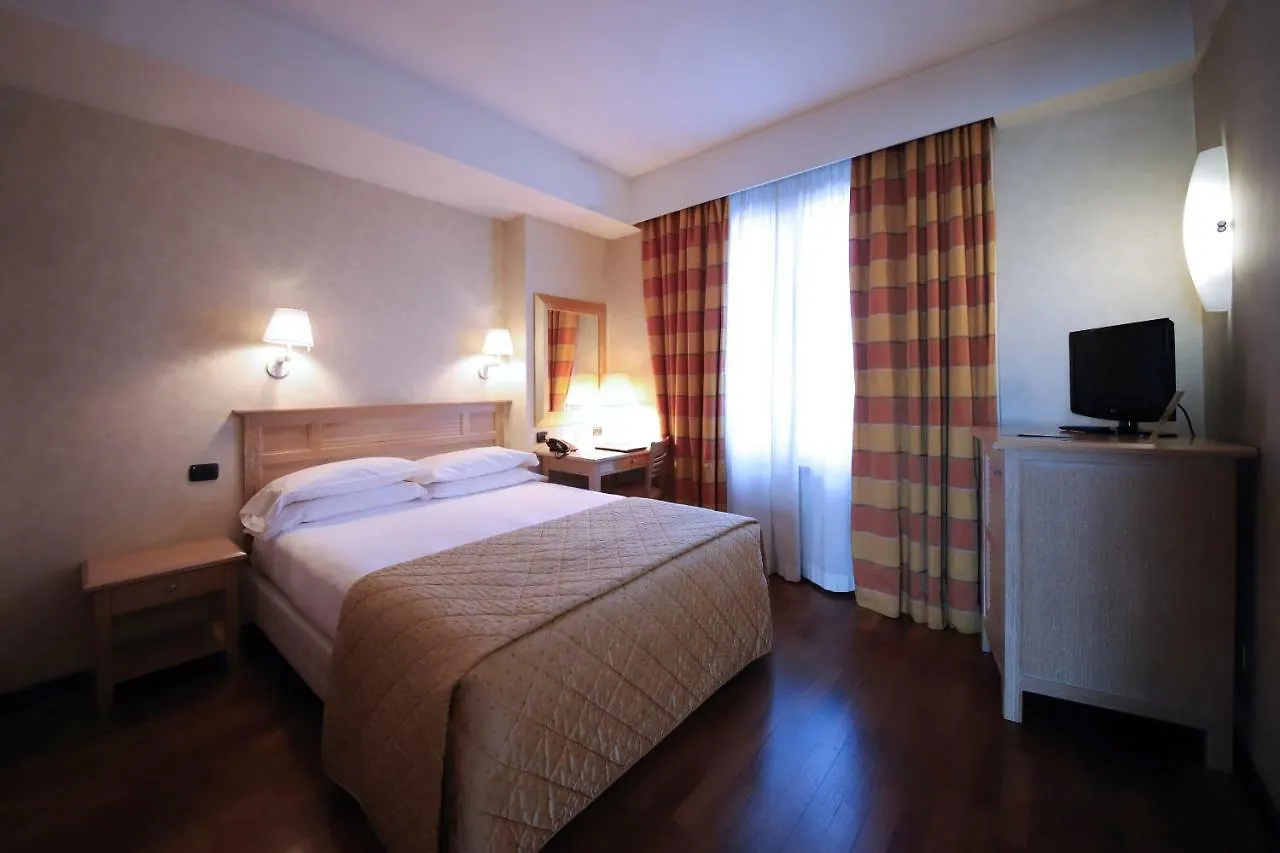 Monica Hotel Fiera Pregnana Milanese