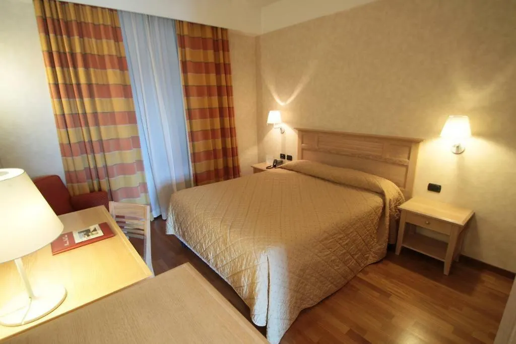 Monica Hotel Fiera Pregnana Milanese